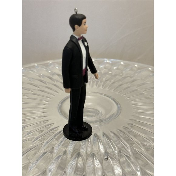 Vintage Lot Of 2‎ Hallmark Keepsake Holiday Barbie Ornaments 1990's Wedding Day - Picture 9 of 12